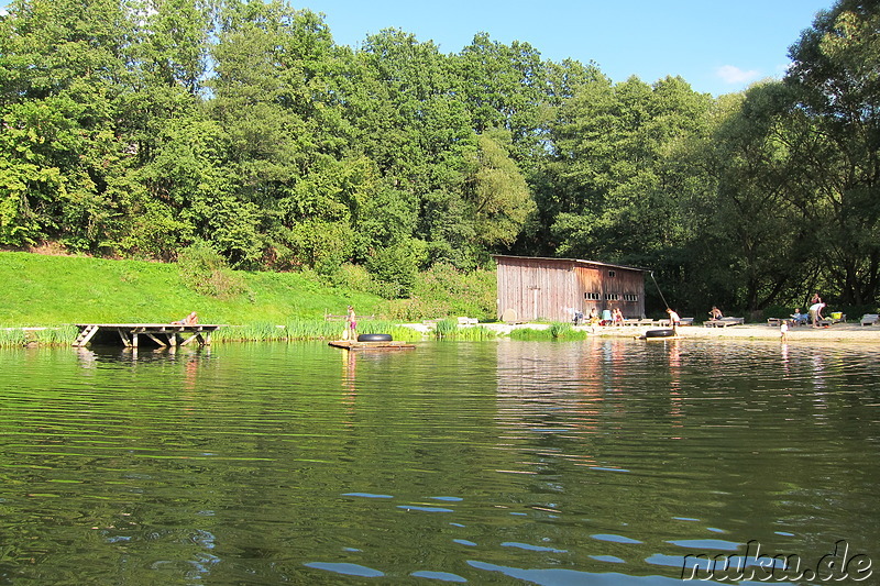 Badesee am Adventure Camp Schnitzmühle in Viechtach, Bayern