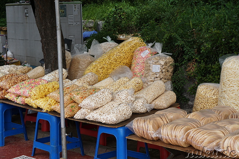 Bbeongtuiki (뻥튀기) - Gepuffte Snacks aus Reis- oder Maismehl