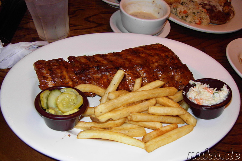 BBQ Spare Ribs mit Pommes - Outback Steakhouse Korea