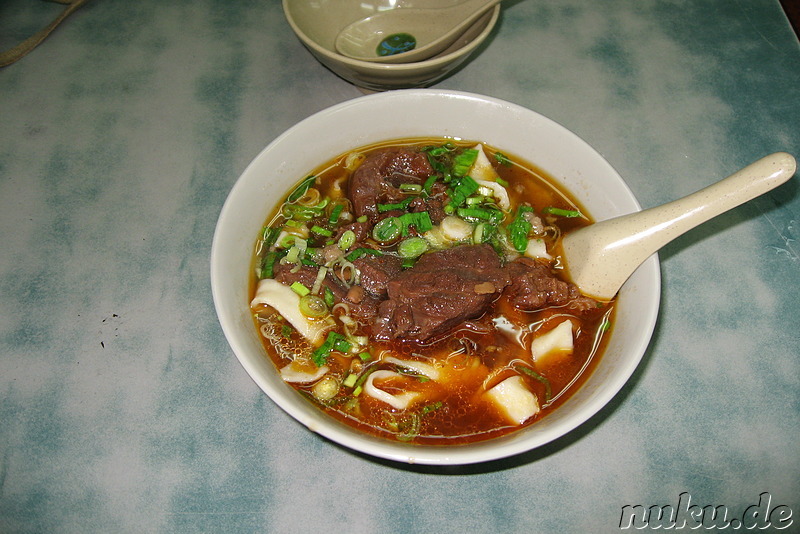 Beef Noodle Soup - Taiwanesische Rindfleischsuppe