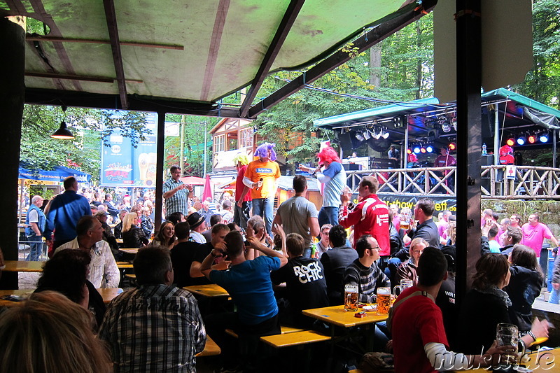 Bei Hofmann's Keller (Kulmbacher Mönchshof) auf dem Annafest