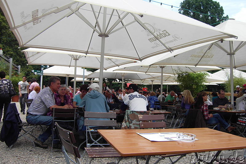 Biergarten im Schlossgarten, Stuttgart, Baden-Württemberg