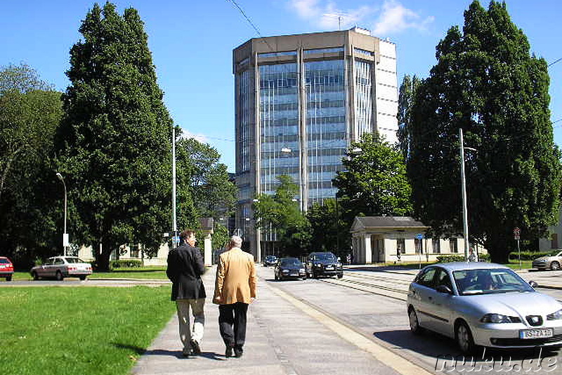 Blick auf den Architektentower der TU Braunschweig