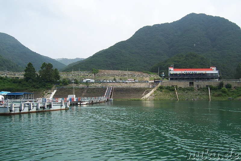 Blick auf den Fähranleger in Chungju