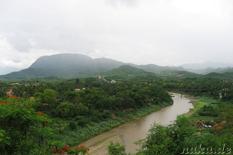 Blick auf den Nam Khan Fluss (Luang Prabang, Laos)