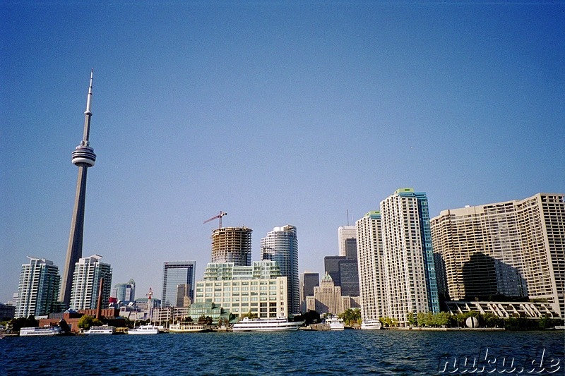 Blick auf die Skyline von Toronto von den Toronto Islands, Kanada