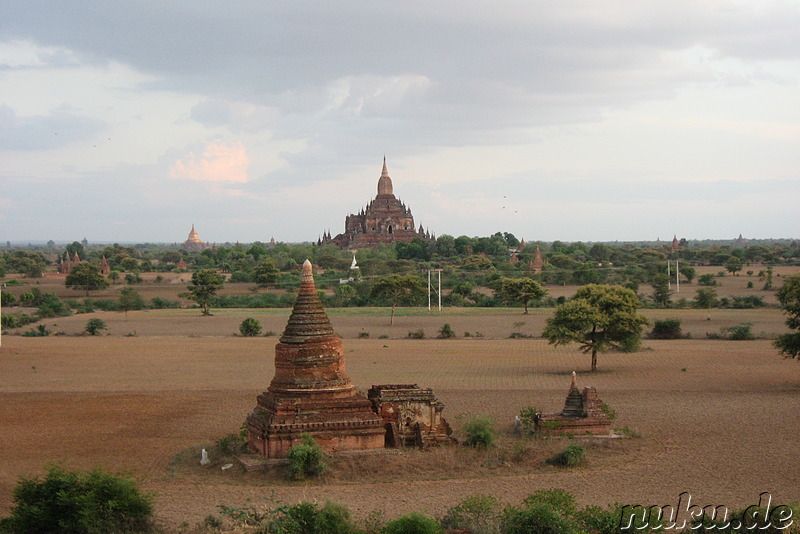 Blick vom Buledi Tempel in Bagan, Myanmar
