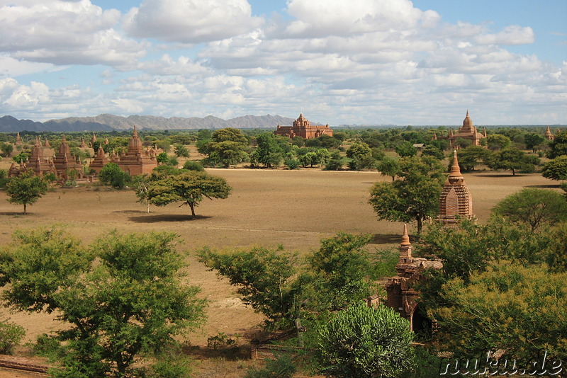 Blick vom Thabeik Hmauk - Tempel in Bagan, Myanmar