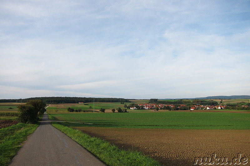 Blick zurück auf Merkendorf in der fränkischen Schweiz