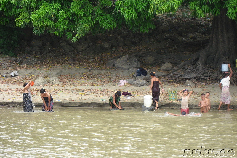 Bootsfahrt auf dem Ayeyarwady River in Bagan, Myanmar