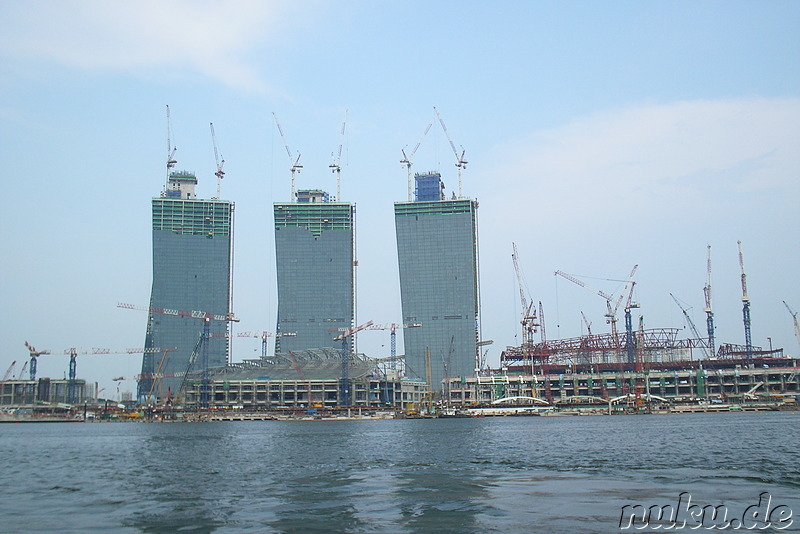 Bootsfahrt auf dem Singapore River in Singapur