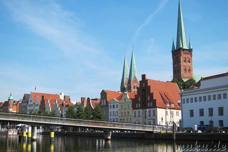 Bootsfahrt um die Lübecker Altstadt auf der Trave
