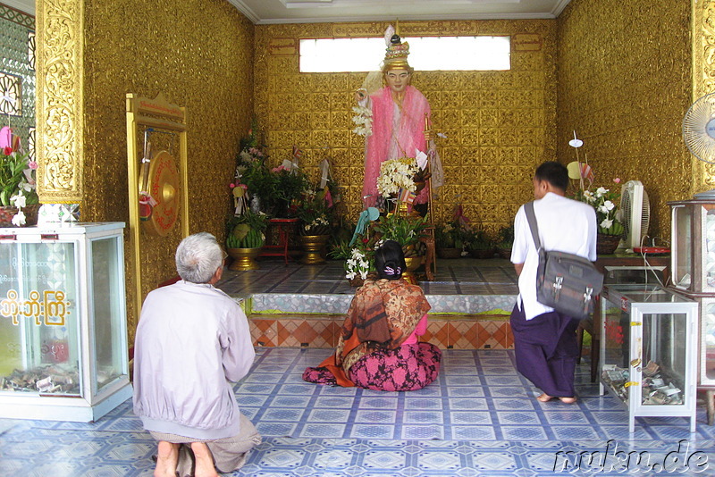 Botataung Pagoda - Tempel in Rangoon, Burma