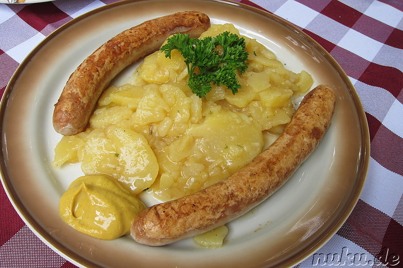 Bratwurst bei Brauerei Sauer in Roßdorf am Forst