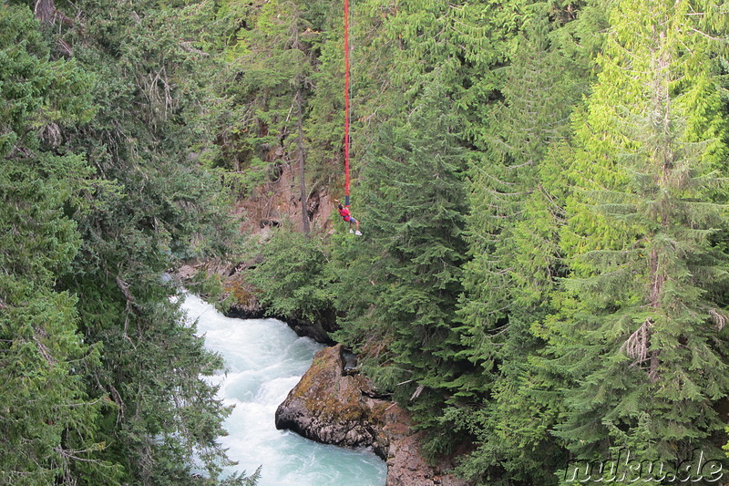 Bungee Jumping in Whistler, Kanada