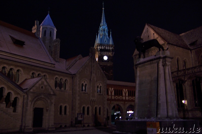 Burgplatz Braunschweig bei Nacht