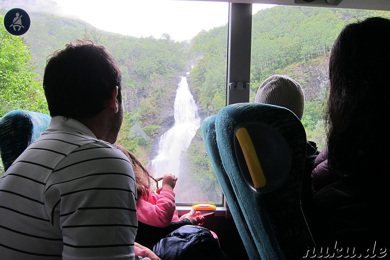 Busfahrt von Voss nach Gudvangen in Norwegen