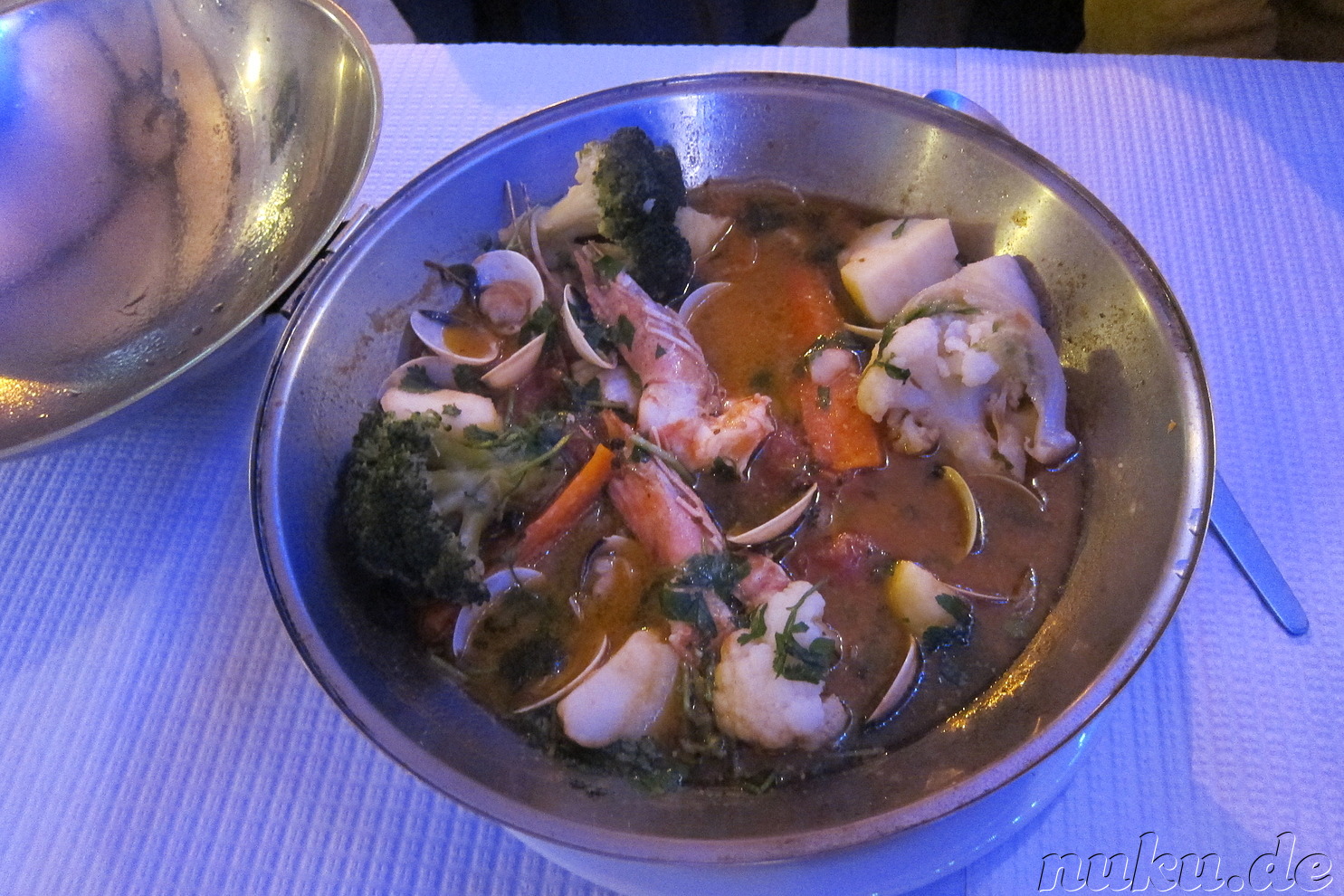 Cataplana - portugiesische Fischsuppe - Lagos, Portugal, Südeuropa ...