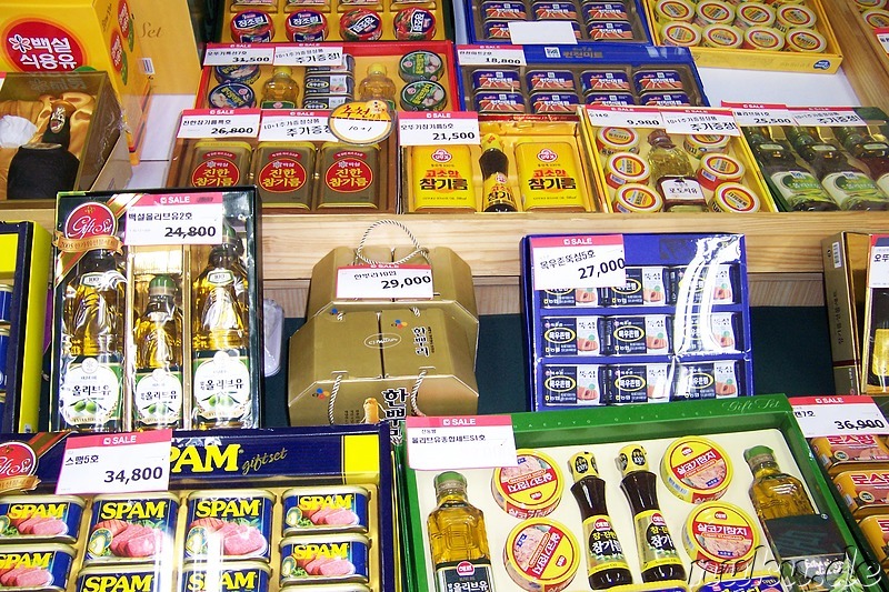 Chuseok-Geschenke: Spam-Konservenfleisch-Set,  Speiseöl-Set, ...