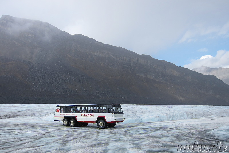 Columbia Icefields (Athabasca Glacier) im Jasper National Park, Kanada