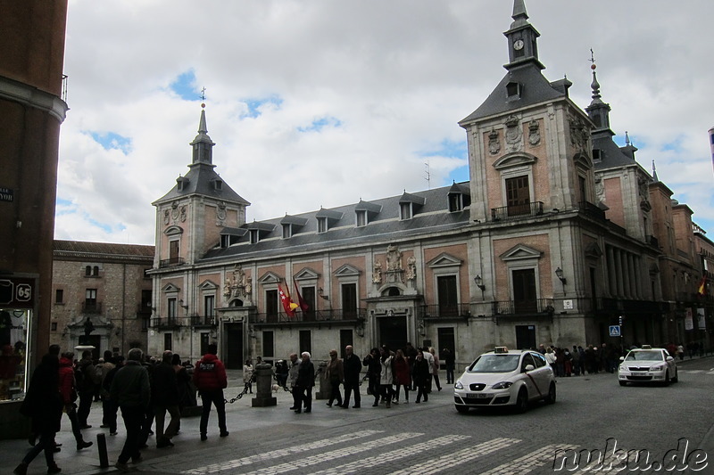 Das Alte Rathaus am Plaza de la Villa in Madrid, Spanien