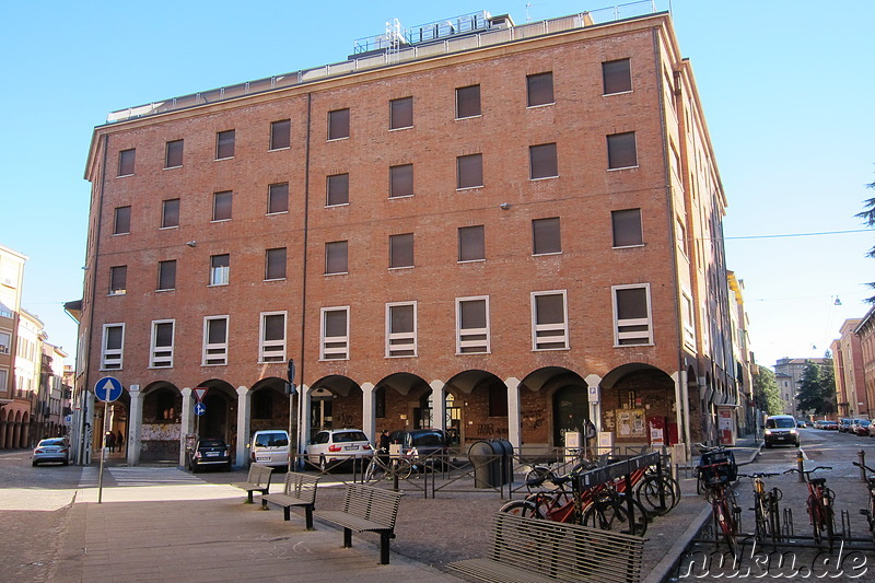 Das bunte Universitätsviertel von Bologna, Italien