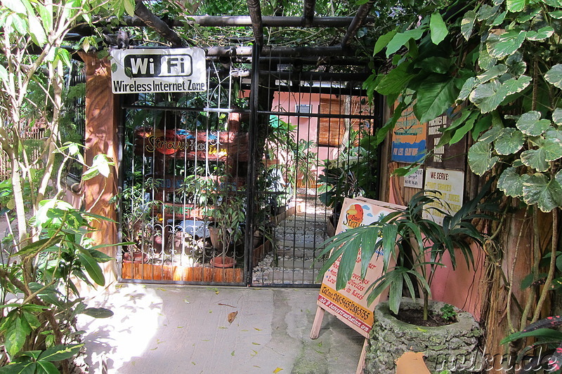 Dave Straw Hat Inn am White Beach auf Boracay, Philippinen