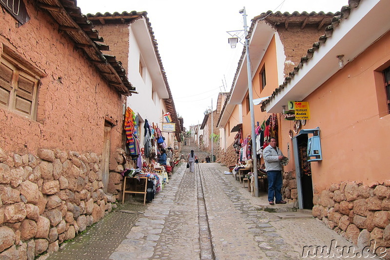 Der Ort Chinchero im Urubamba Valley, Peru