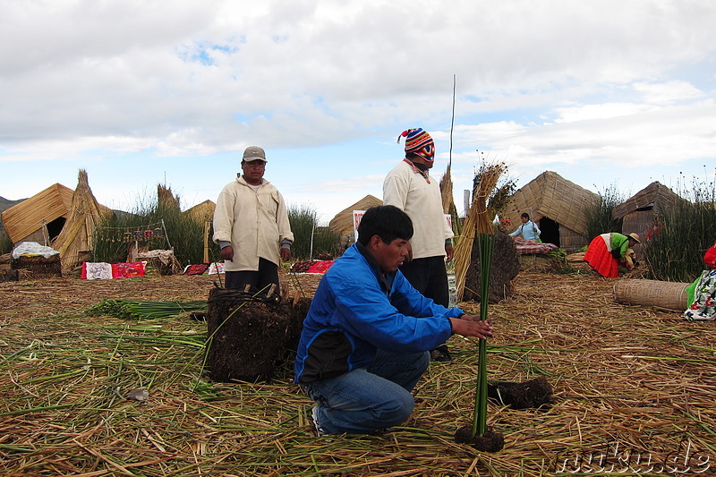 Die treibenden Inseln der Uros auf dem Titicaca-See, Peru