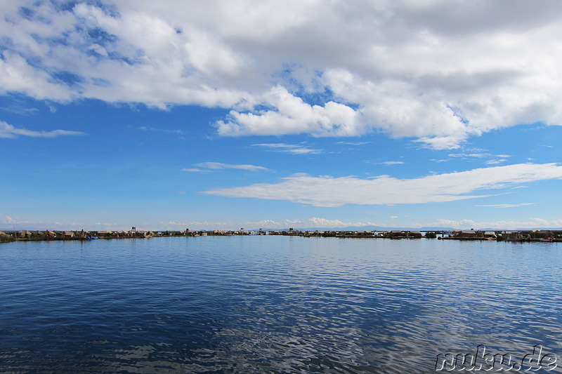 Die treibenden Inseln der Uros auf dem Titicaca-See, Peru