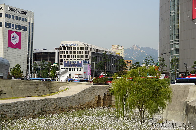 Dongdaemun History & Culture Park (동대문문화역사공원) in Seoul, Korea