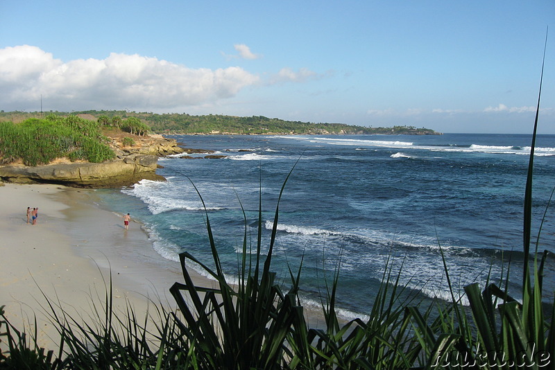 Dreamland Beach auf der Insel Nusa Lembongan in Indonesien