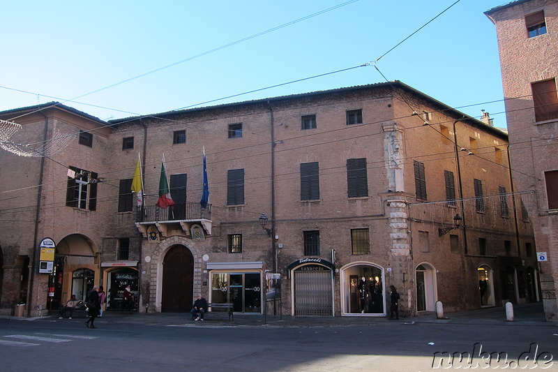 Eindrücke aus der Altstadt von Modena, Italien