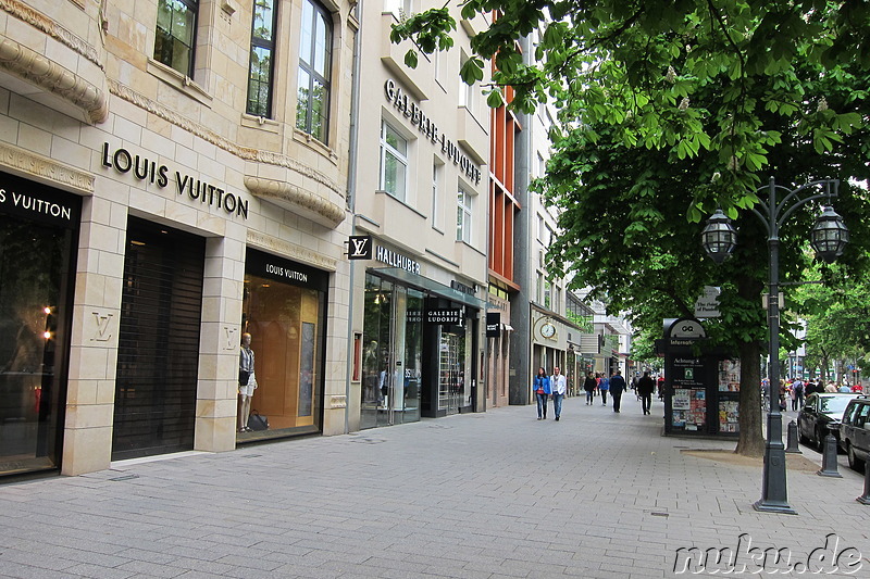 Einkaufsparadies Königsallee - Luxusstrasse Düsseldorf