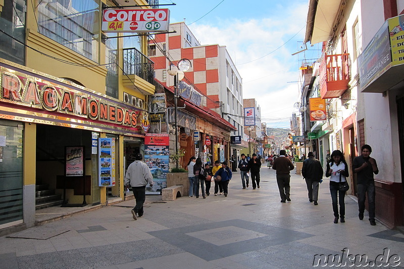 Einkaufspassage Lima Street in Puno, Peru