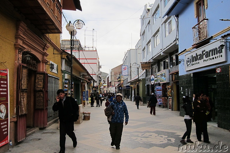 Einkaufspassage Lima Street in Puno, Peru