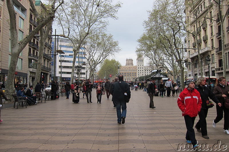 Einkaufsstrasse La Rambla in Barcelona, Spanien