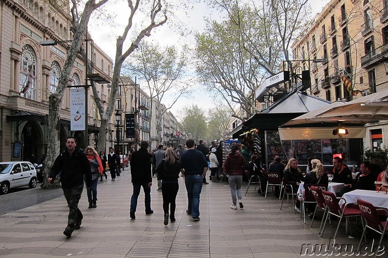 Einkaufsstrasse La Rambla in Barcelona, Spanien