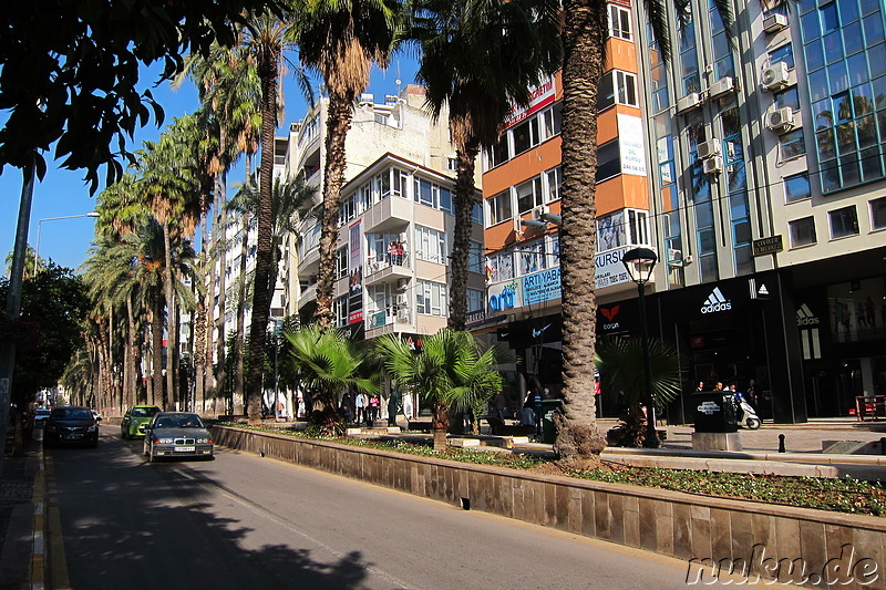 Erkundung außerhalb der Stadtmauern - Antalya, Türkei