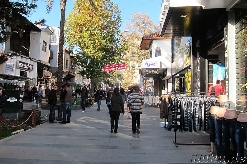 Erkundung außerhalb der Stadtmauern - Antalya, Türkei