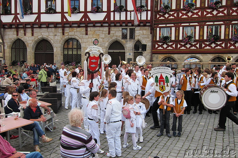 Eröffnungszeremonie auf dem Rathausplatz in Forchheim
