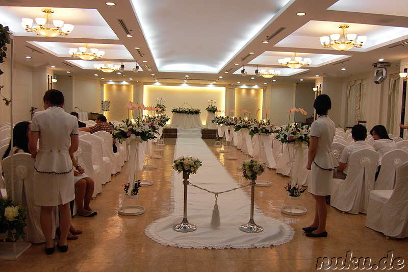 Erste Besichtigung der Wedding Hall (während einer anderen Hochzeitsfeier)