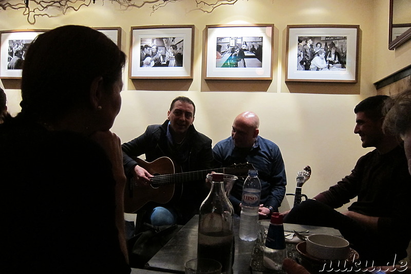 Fado im Restaurant Mascote de Atalaia in Lissabon, Portugal