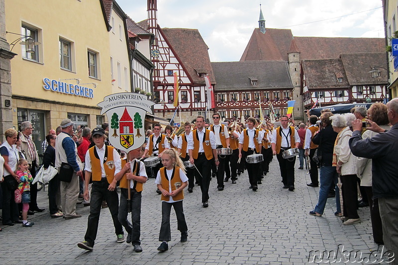 Festzug durch Forchheim zum Kellerwald