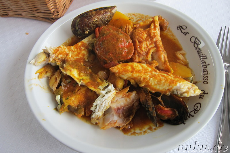 Fischsuppe Bouillabaisse im Restaurant Le Ruhl in Marseille, Frankreich
