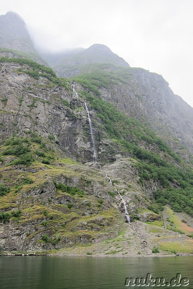 Fjordkreuzfahrt von Gudvangen nach Flam in Norwegen