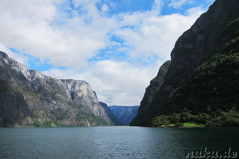 Fjordkreuzfahrt von Gudvangen nach Flam in Norwegen