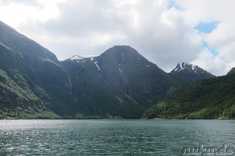 Fjordkreuzfahrt von Gudvangen nach Flam in Norwegen