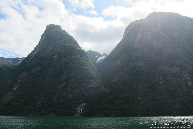 Fjordkreuzfahrt von Gudvangen nach Flam in Norwegen