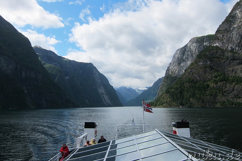 Fjordkreuzfahrt von Gudvangen nach Flam in Norwegen